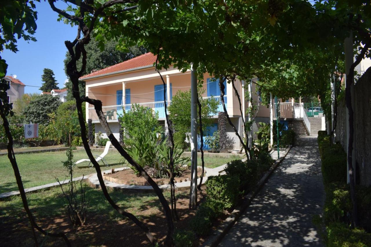 Apartman Morovic Sveti Filip i Jakov Ngoại thất bức ảnh