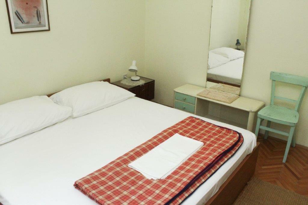 Apartman Morovic Sveti Filip i Jakov Ngoại thất bức ảnh