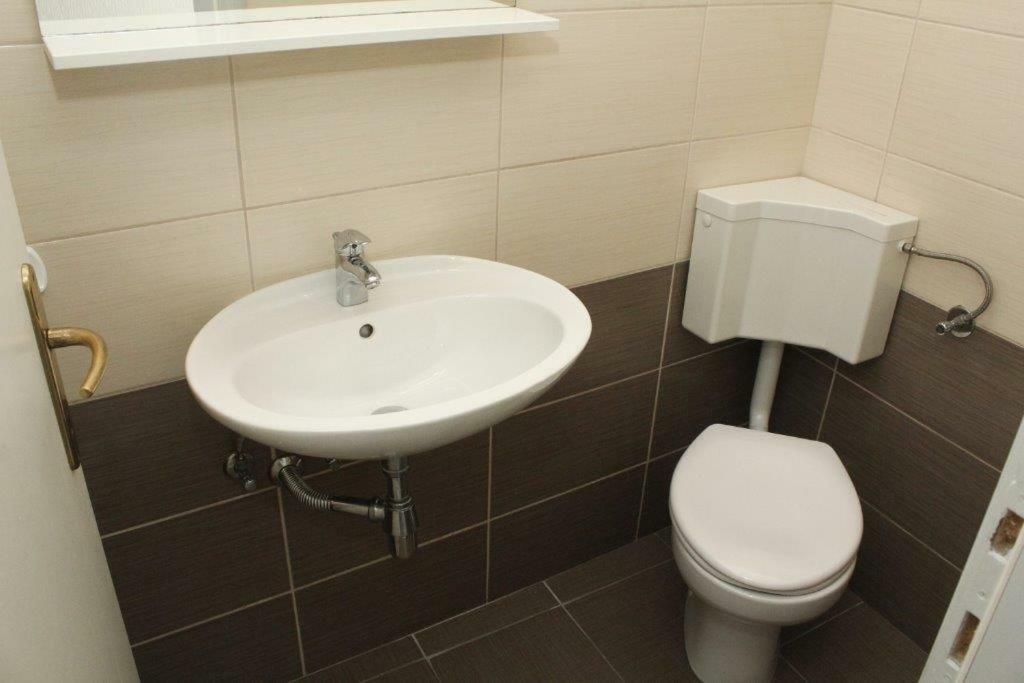 Apartman Morovic Sveti Filip i Jakov Ngoại thất bức ảnh