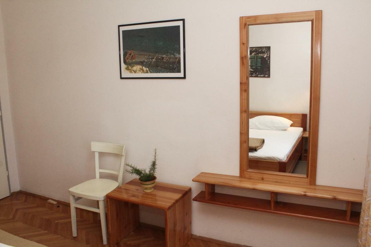 Apartman Morovic Sveti Filip i Jakov Ngoại thất bức ảnh